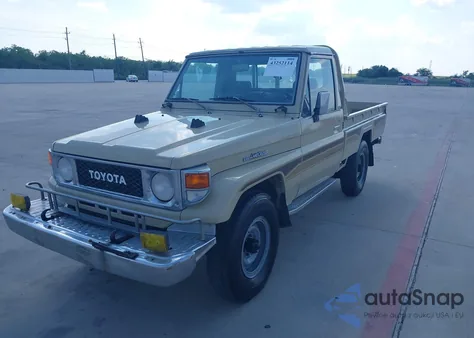 1985 Toyota Land Cruiser z USA, uszkodzony, nr VIN FJ750021795